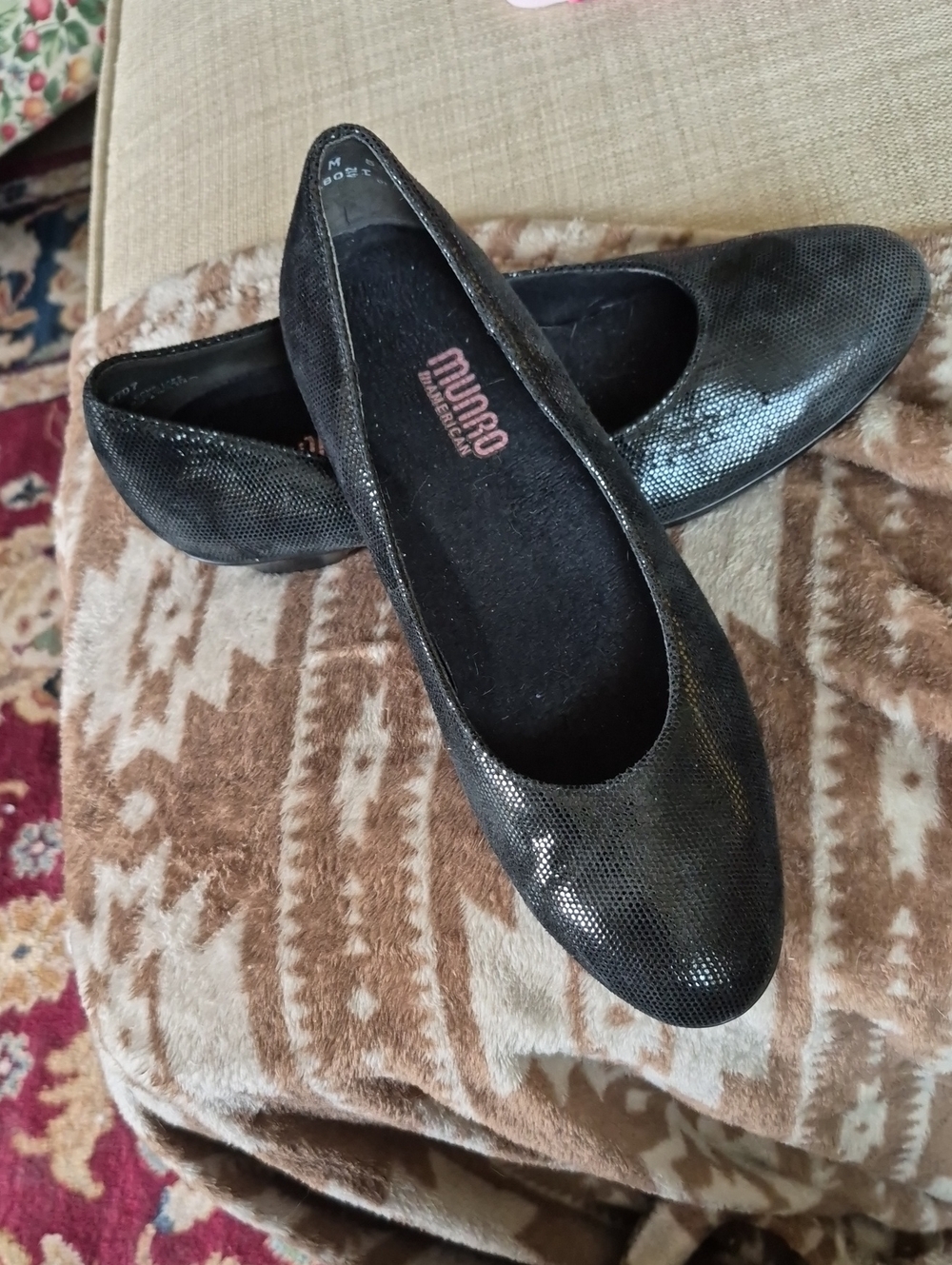Munro Black Shiny Fabric Kitten Heels.